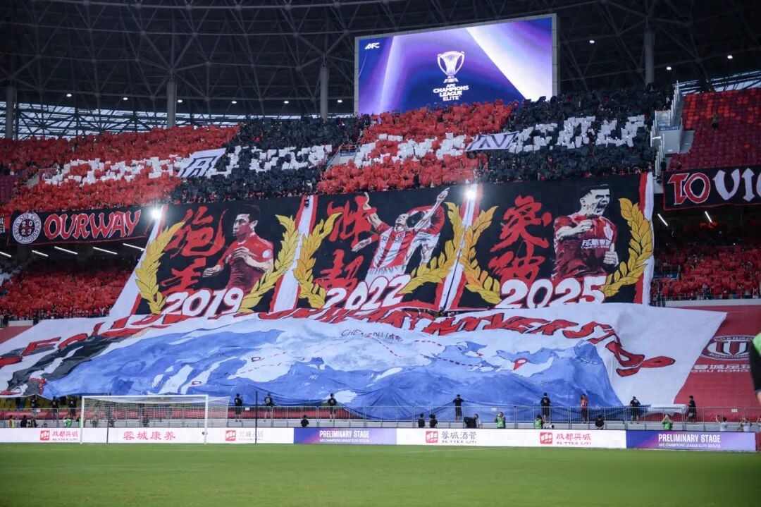 包含成都蓉城发布备战花絮，清晨门线救险，NBA常规赛任务艰巨，阵容厚度经受考验的词条开云APP安卓下载